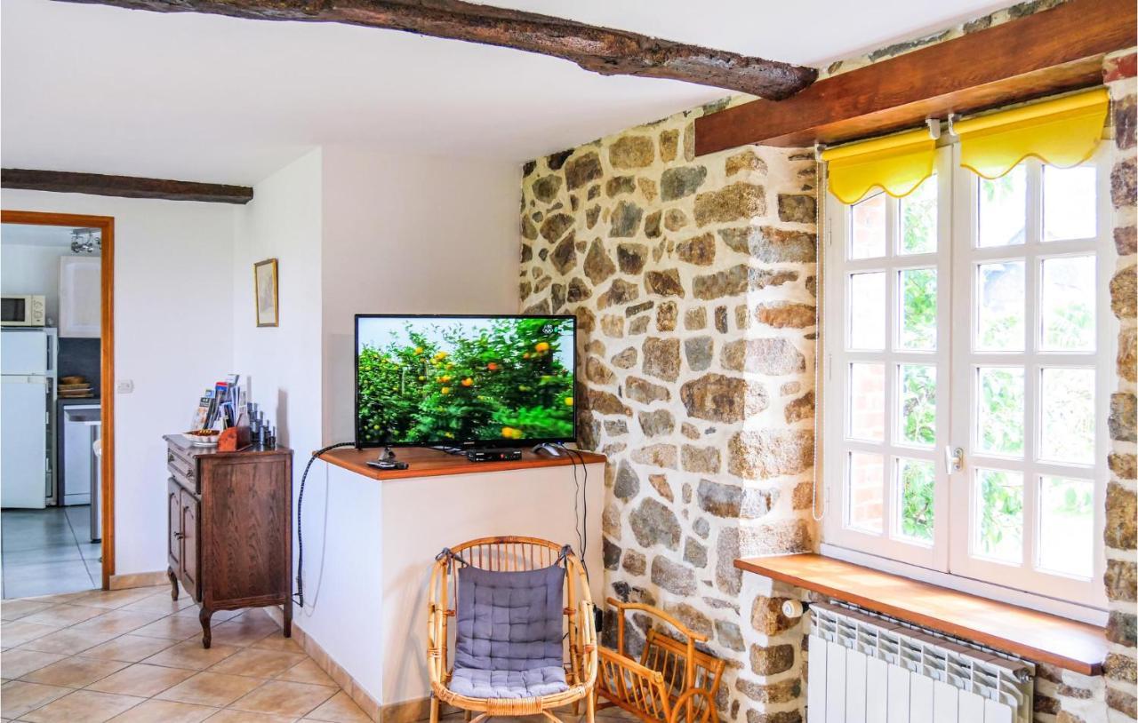 Gorgeous Apartment In Ponts With Wifi 외부 사진